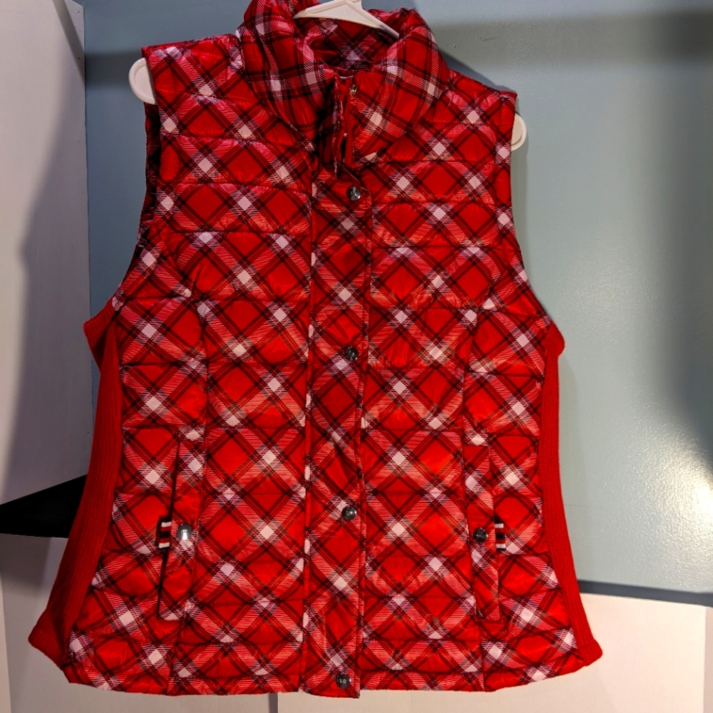 Tommy Hilfiger red plaid tufted fitted puffy puffer vest size L new